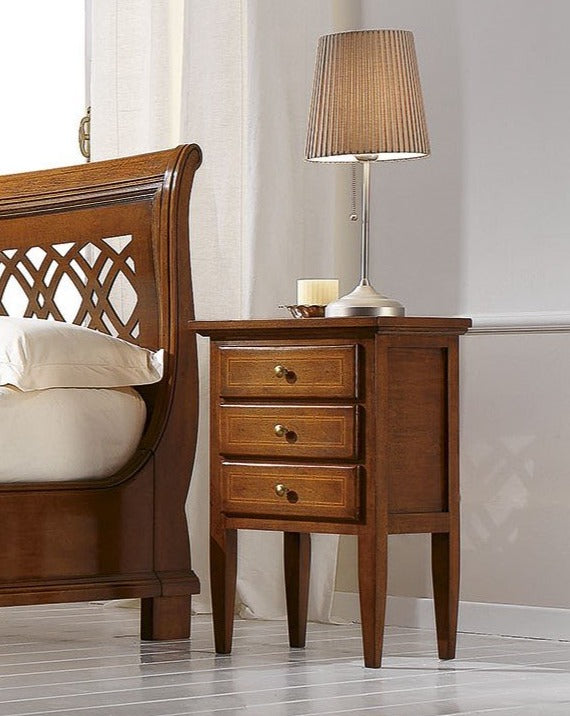 Comodino intarsiato su noce