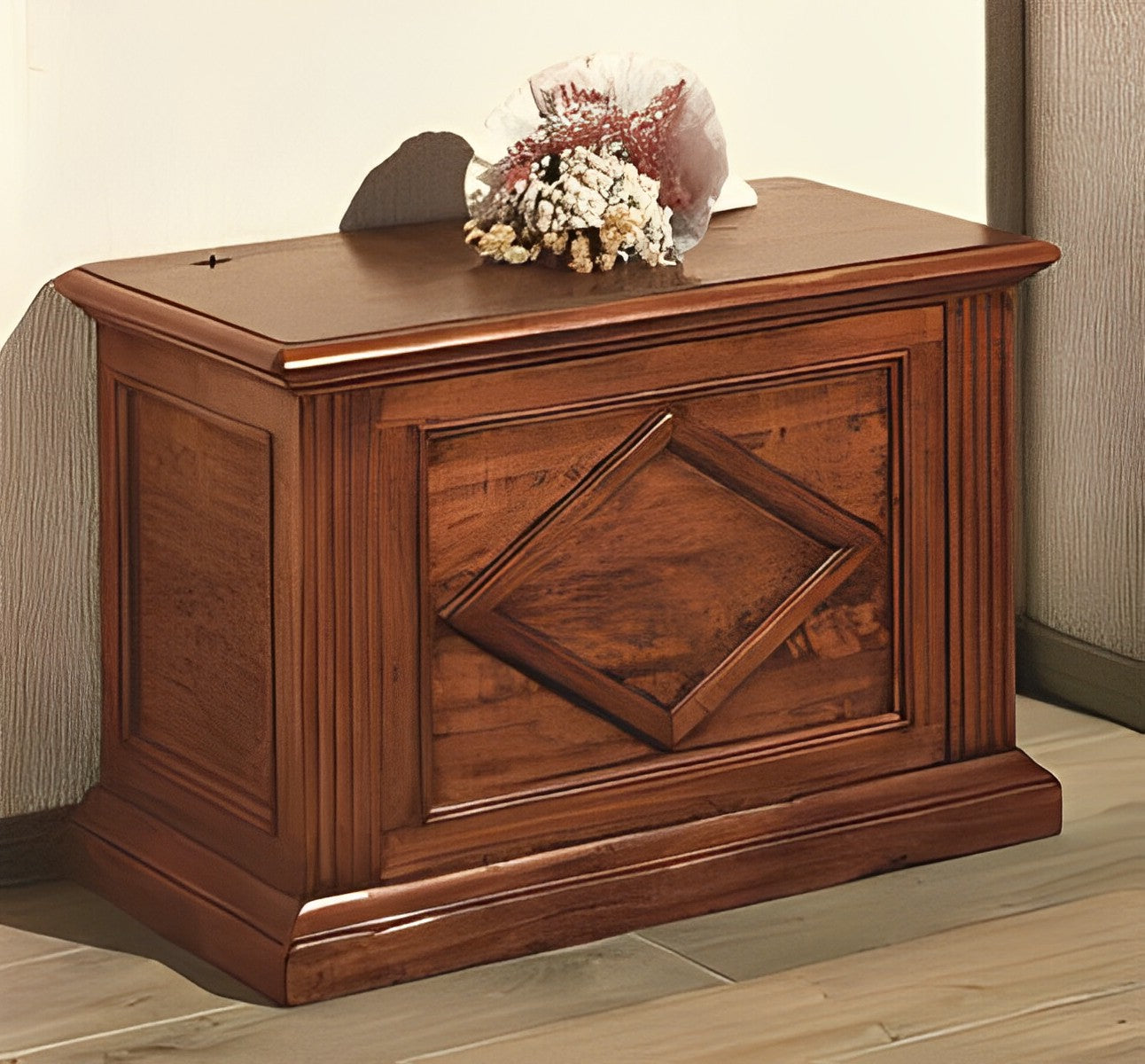 Cassapanca con rombo frontle