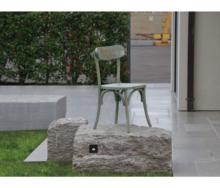 Sedia verde consumato