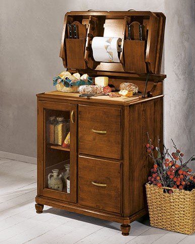 Dispensa con tagliere